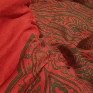 Meet your Posher, Alison